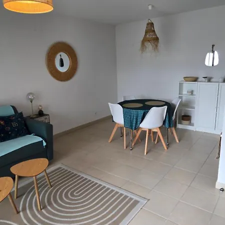Apartamento Village, Appt Avec Terrasse&parking Privé